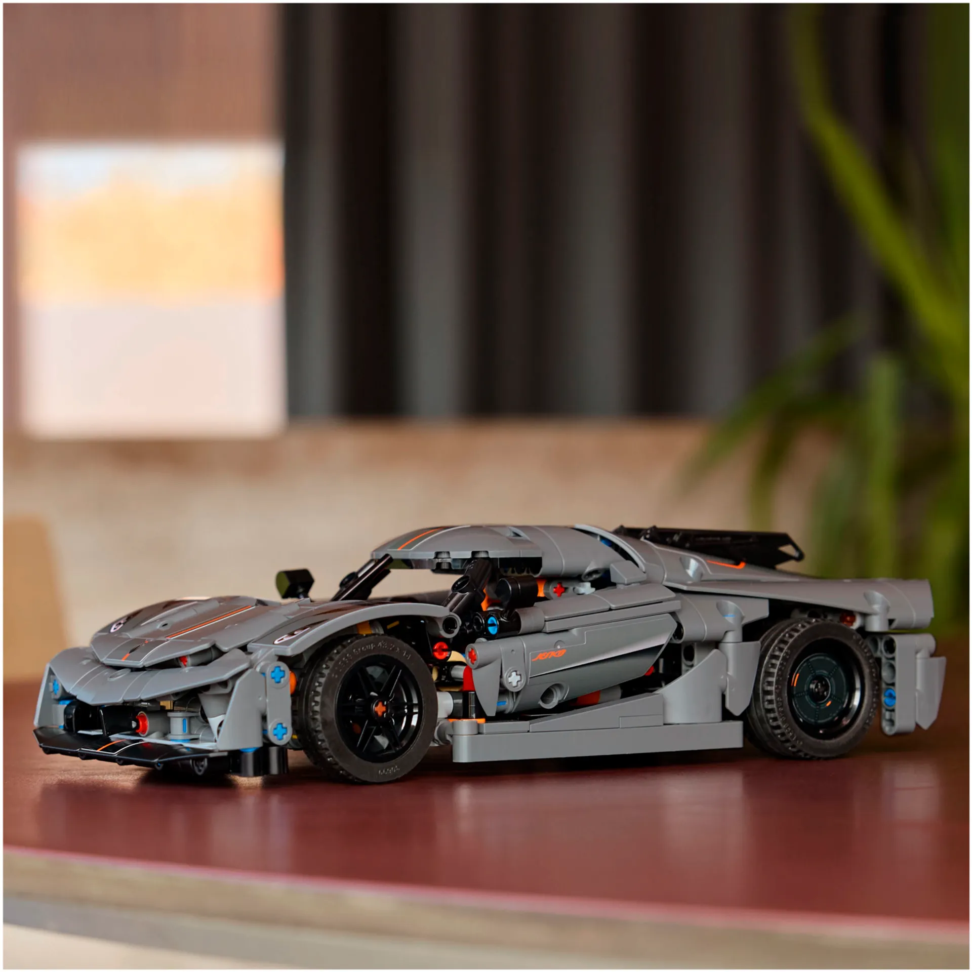 LEGO® Technic 42173 - Harmaa hyperauto Koenigsegg Jesko Absolut - 6