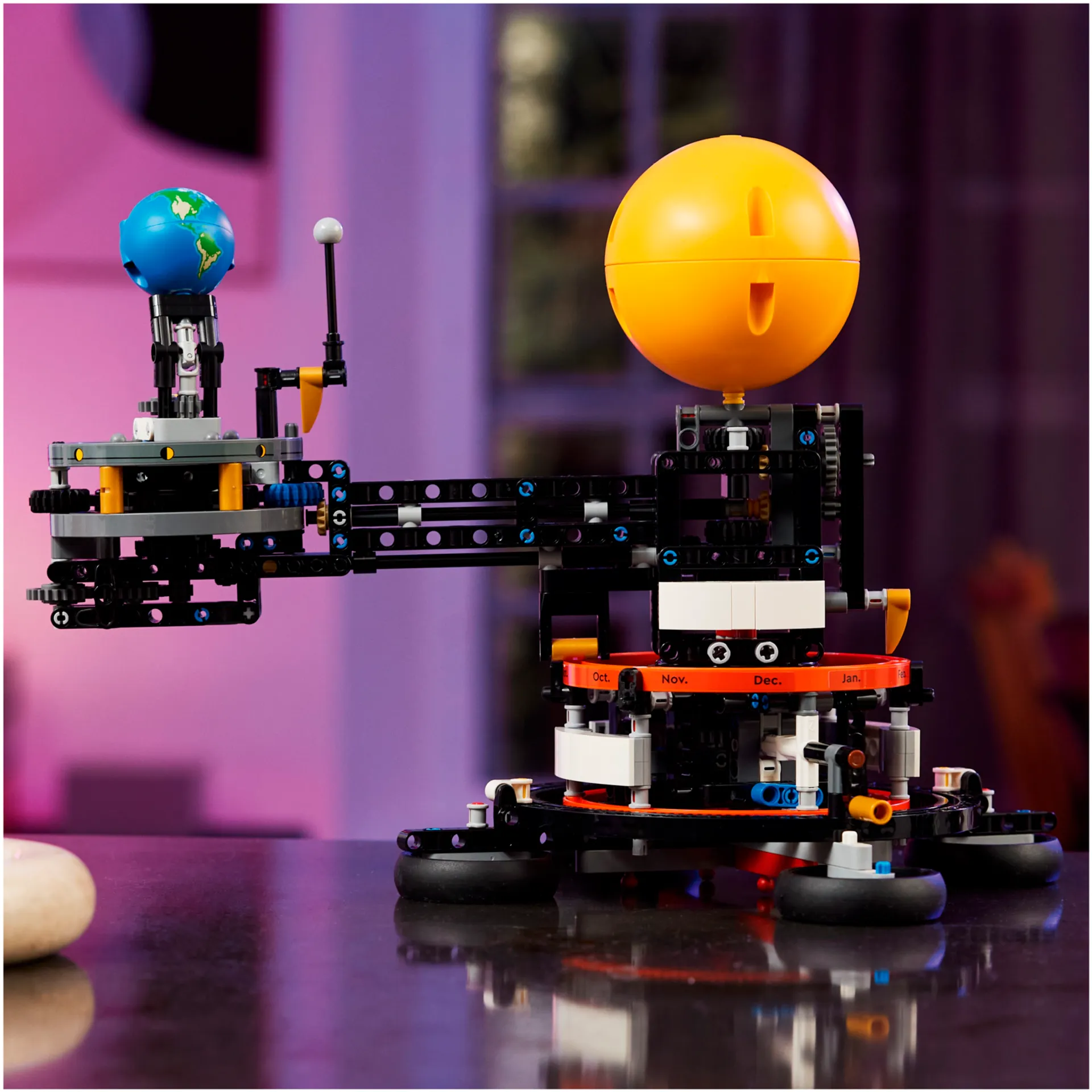 LEGO® Technic 42179 Maapallo ja Kuu kiertoradalla - 6