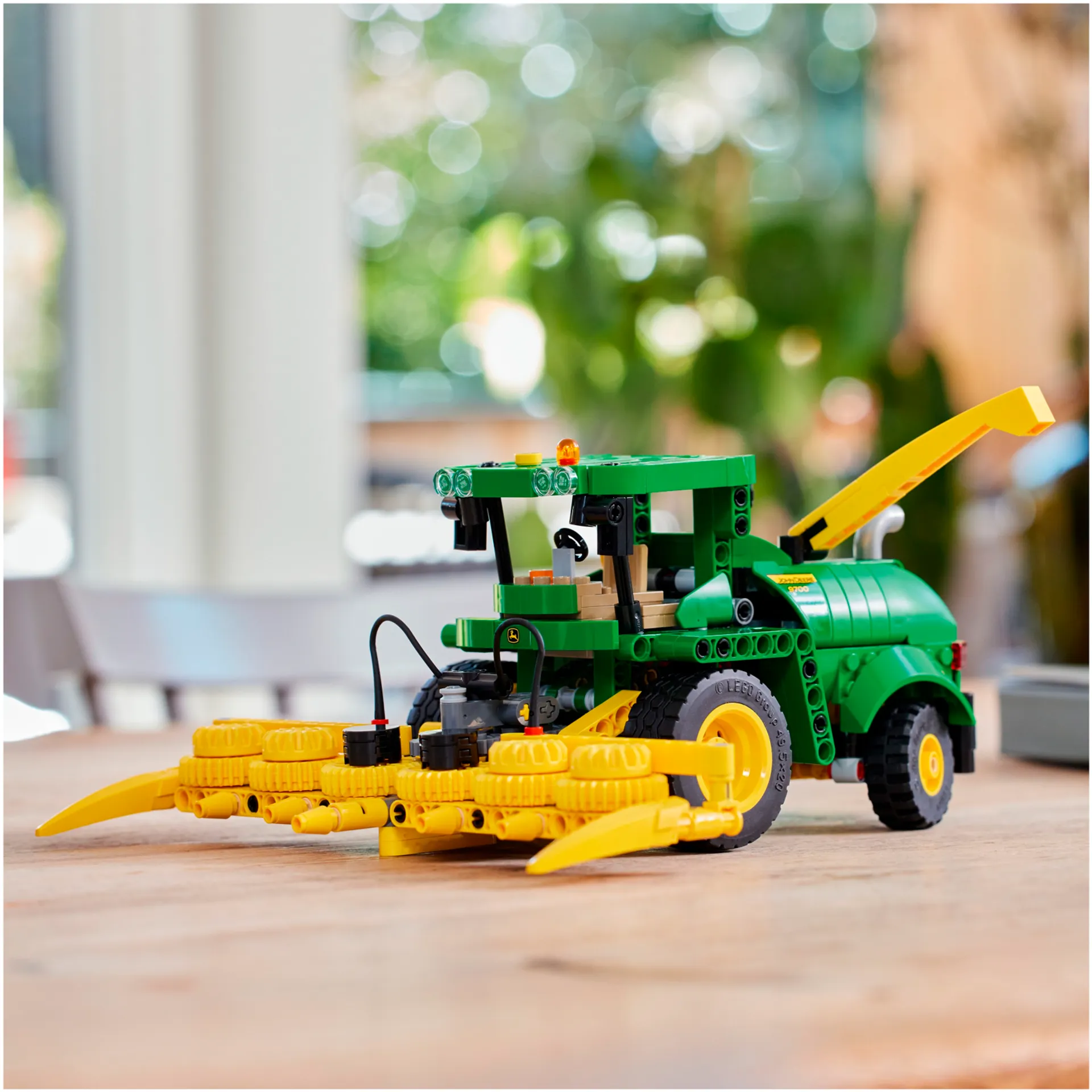 LEGO Technic 42168 John Deere 9700 Forage Harvester - 6