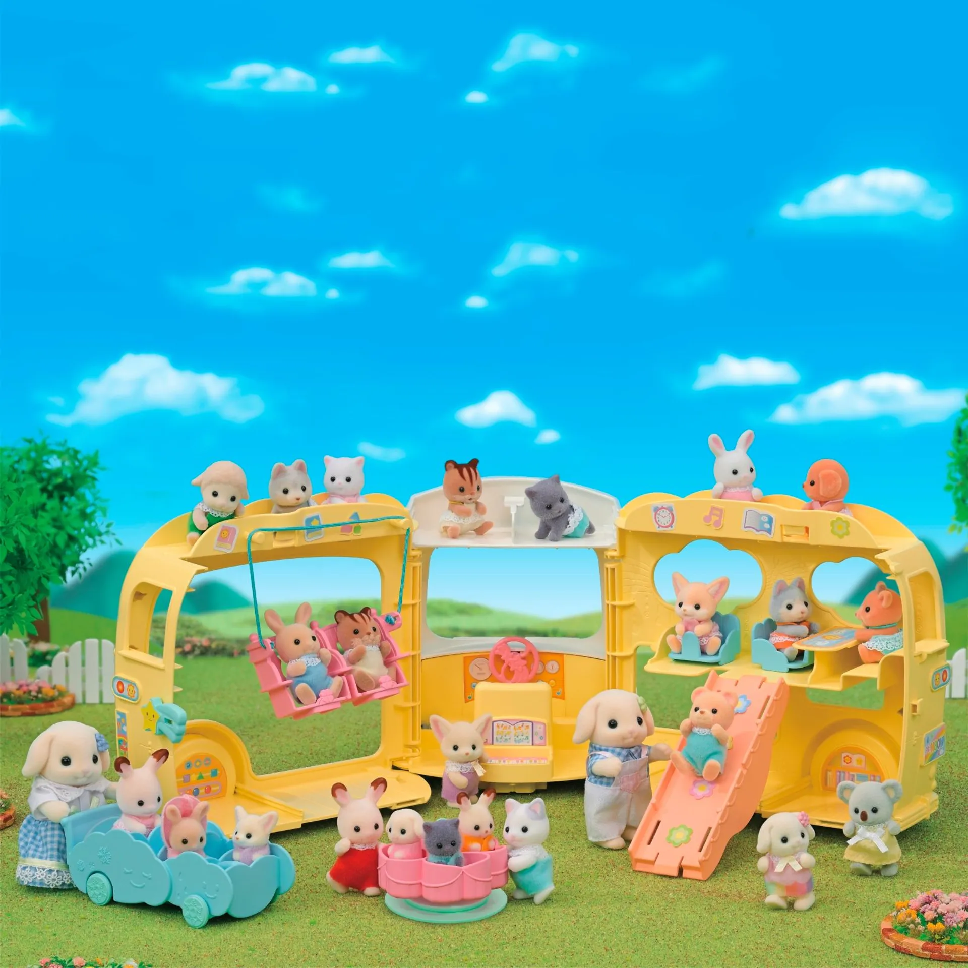 Sylvanian Families 3-krs bussi leikkipuistolla - 3