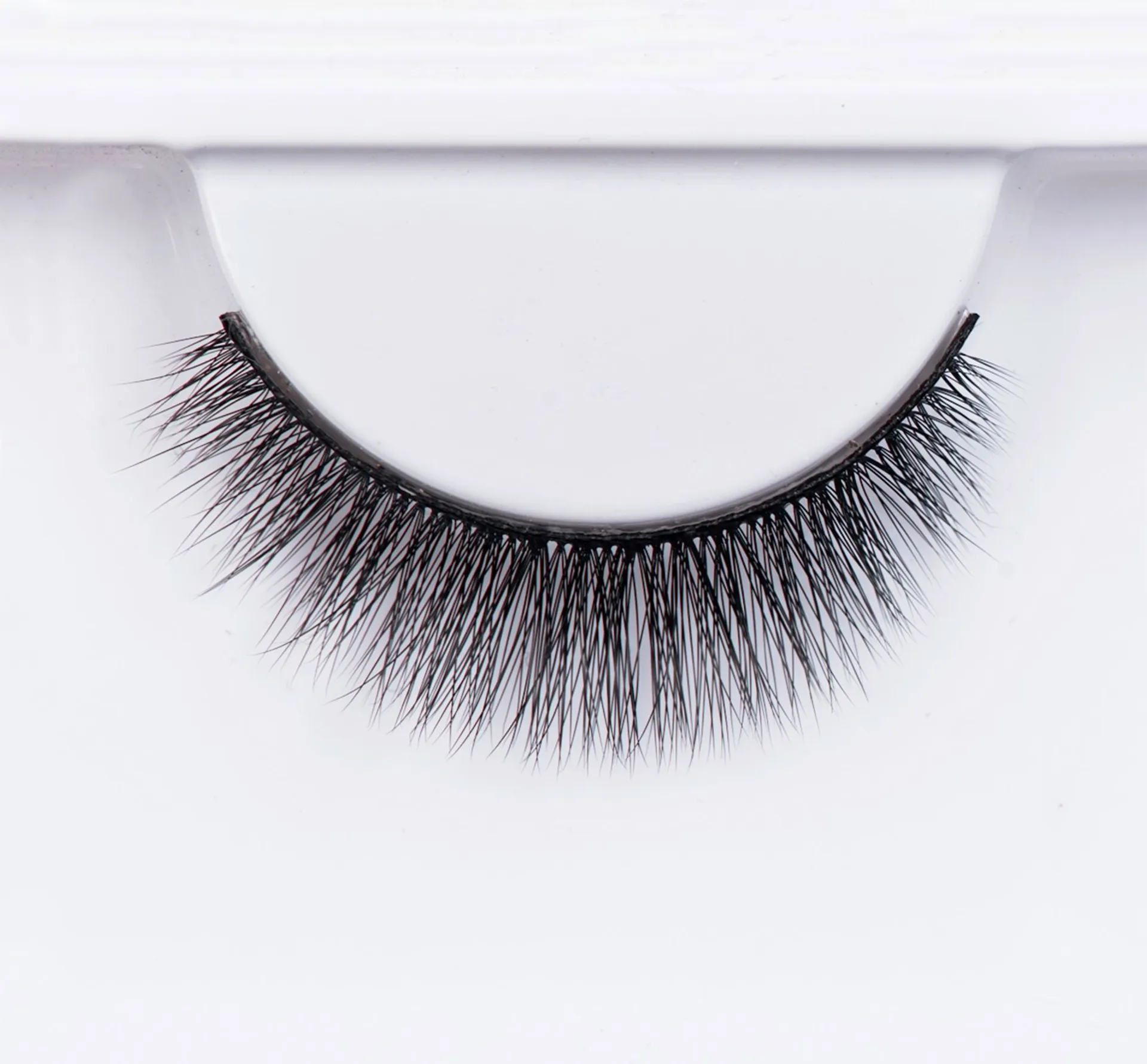 S020 Effortless Beauty Artificial Lashes Wild&Mild - 2