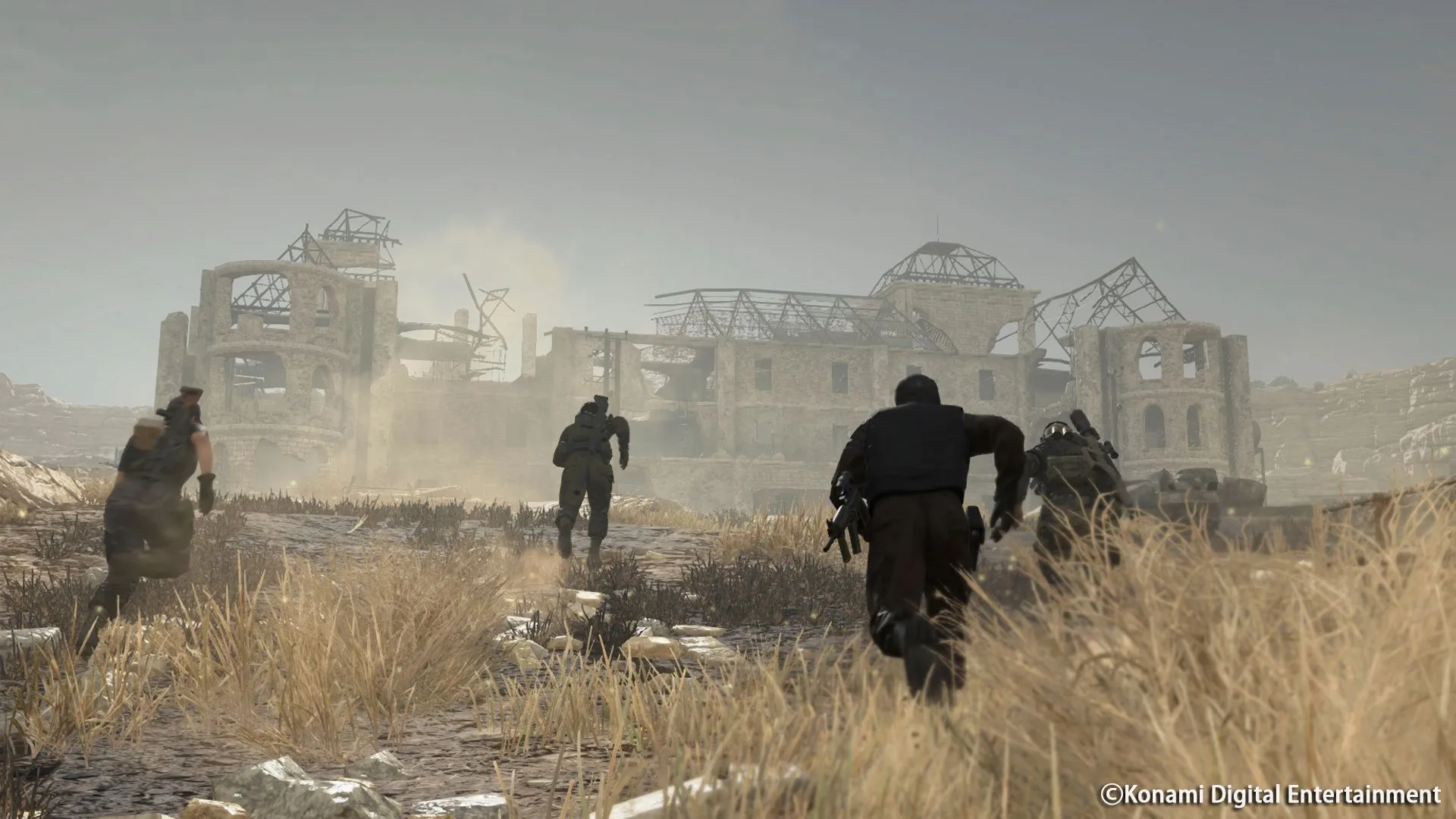 Playstation 4 Metal Gear Solid V: The Definitive Experience - 4