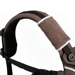 Pilvi turvavyön ja olkaimien suojat - 3