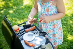 Smoby Barbeque -leikkisetti grillailuun - 13