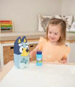 Bluey-saippuakuplakone - 6