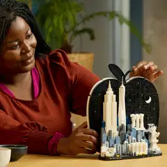 LEGO® Architecture 21066 New York City – Iso omena - 10