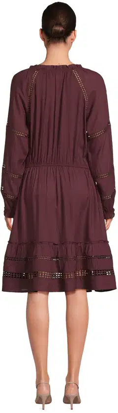 Margaux Riviera naisten lyhyt frillahelmainen mekko SOK-001B - WINE - 3