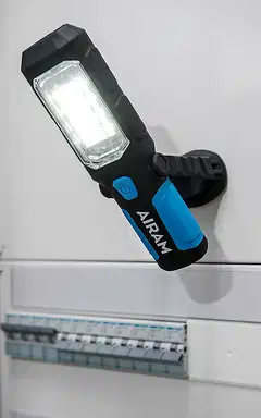 Airam YLEISTYÖVALO 3W COB LED SIS.PAR. - 3