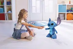 Stitch-robotti kauko-ohjattava, puhuu suomea - 9