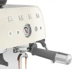Smeg espressokeitin myllyllä kerma EGF03CREU - 11