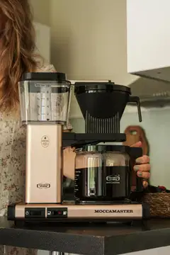 Moccamaster kahvinkeitin Optio Rose Gold - 3
