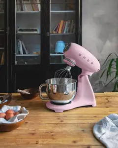 Smeg yleiskone pinkki SMF03PKEU - 9
