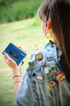 Bigben Epok kannettava kasettisoitin Bluetooth yhteydellä Retro - 6