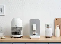 Smeg kahviautomaatti valkoinen BCC11WHMEU - 14