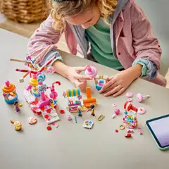 LEGO® Friends 42700 Karkkien ja kuppikakkujen koristama maailmanpyörä - 10