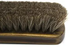 Maxshine 7033007 Hevosenjouhiharja – pehmeä puhdistusharja nahka-, alcantara-, kangas- ja muovipinnoille, ergonominen puukahva, 17×5,5 cm - 2