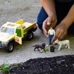Schleich Eläinlääkärin käynti maatilalla leikkisetti - 12