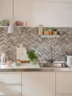 D-C-Fix 270-4004 Premium itseliimautuva seinälaatta. Laatan koko 29,6 cm x 25,3cm. Kalanruotokuvioinen laatta. - 2