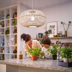 Philips Ultra Efficient LED-lamppu 2.3W P45 E27 2700K 485LM huurrettu - 2
