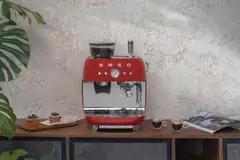 Smeg espressokeitin myllyllä punainen EGF03RDEU - 13