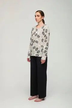 Aarikka naisten pyjama Riemu pitkähihainen - MUSTA - 2