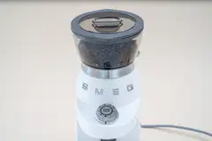 Smeg kahvimylly CGF03WHEU valkoinen - 9