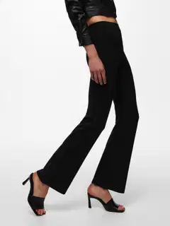 JDY naisten neulehousut Jdypretty Flare - Black - 5
