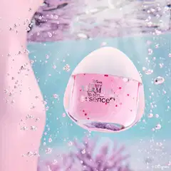 essence Disney THE LITTLE MERMAID huultenkuorinta aine - 4