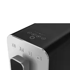 Smeg kahviautomaatti musta BCC11BLMEU - 12