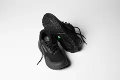 Brooks naisten maastojuoksukengät Divide 6 GTX - Black/Black/Ebony - 6