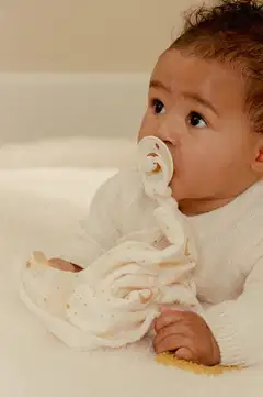 Uniliina purulelulla Newborn - 6