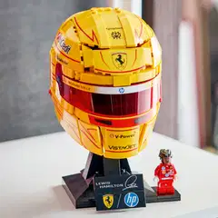 LEGO® Editions Formula 1 43022 Scuderia Ferrari HP -kypärä – Lewis Hamilton - 8