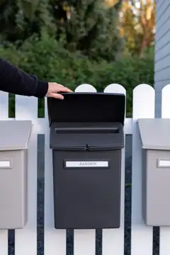 Orthex muovinen postilaatikko välikannella - 5