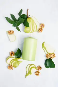 Havi päärynä pöytäkynttilä 1kpl/7x12cm - 2