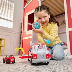 Paw Patrol Fire Rescue Deluxe Firetruck - 11