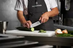 Victorinox Santoku 17 cm ovaalihiottu - 2