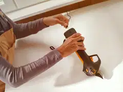 Fiskars akkuoksasakset M ohileikkaavat - 4