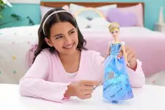 Disney Princess Light Up Tuhkimo-Nukke - 7
