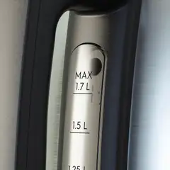 Electrolux E3K1-3ST vedenkeitin,Create 3 -sarja, tilavuus 1,7 litraa, 360 astetta kääntyvä, 3-kertainen virran turvakatkaisu, liitäntäteho 2200W, väri: teräs - 4