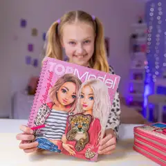 TOPModel värityskirja paljeteilla LEOHEART - 5