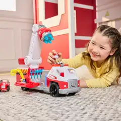 Paw Patrol Fire Rescue Deluxe Firetruck - 13