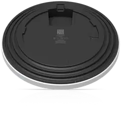 Ubiquiti kattoon asennettava 8-stream WiFi 7 -tukiasema 10 GbE -tuella U7-Pro-XGS - 8