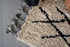 Fanni K Matto Artemis 160x230 cm luonnonvalkoinen/musta - 6