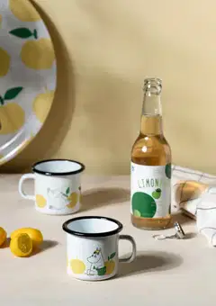 Muurla emalimuki Muumi Iloiset omput 2,5 dl - 4