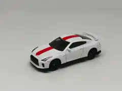 MSZ metallinen pienoismalliauto läpipainopakkaus, mittakaava 1:64, lajitelma - 9