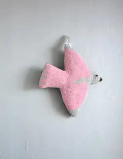 Mum's seinäkoriste Pinkkilintunen, nokka oikealla - 2