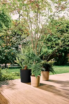 elho ruukku Foss 43cm aluslautasella musta - 4