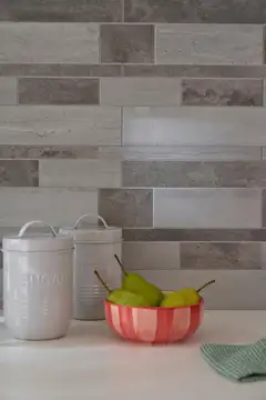 D-C-Fix 270-4000 Premium itseliimautuva seinälaatta. Laatan koko 30,5 cm x 30,5cm. Laatan kuviona on kivimosaiikki. - 2