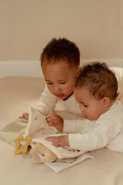 Pehmokirja Newborn Naturals GRS - 8