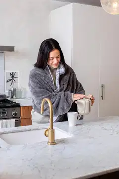 Homedics HCM-SWL100 lämmitettävä langaton poncho - 10